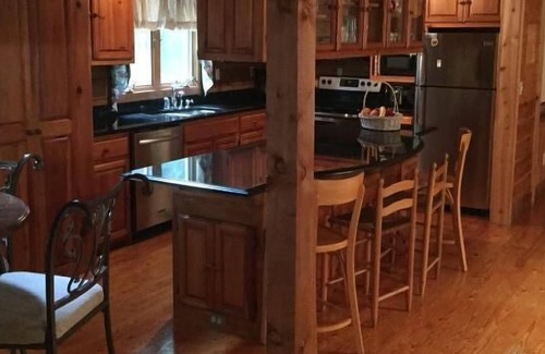 Horse Shoe Cabina | Su escapada de vacaciones en Smoky Mountain Lodge