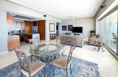 Puerto Penasco Condominio | Your Vista into Tranquility Your 10th Floor Escape #1001