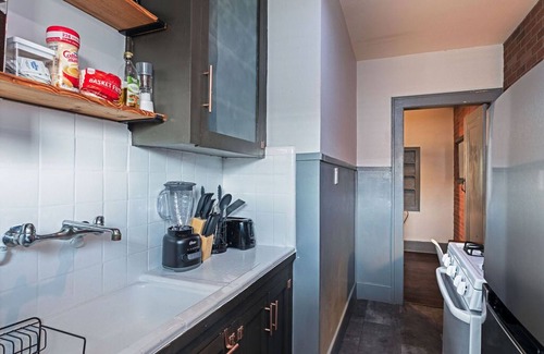 Hyde Park Apartamento | Your Westheimer Dream House! Sleep 18/8BR/4BA/4PA