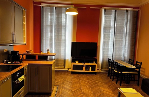 Vizivaros Condominio | Your Worry Free Apartment Close To Parliament