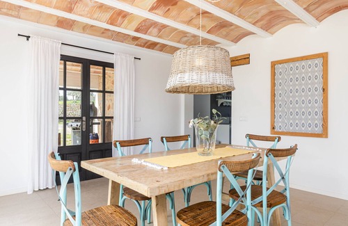 Maria de la Salut Villa | YourHouse Carrera Plana, casa de campo moderna