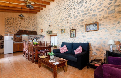 Inca Villa | YourHouse Ermita finca tranquila con piscina privada