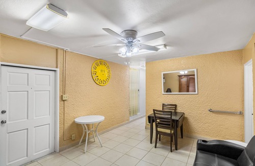 La Grande Princesse Condominio | Yours for the asking- Cozy, Caribbean, condo by RedAwning