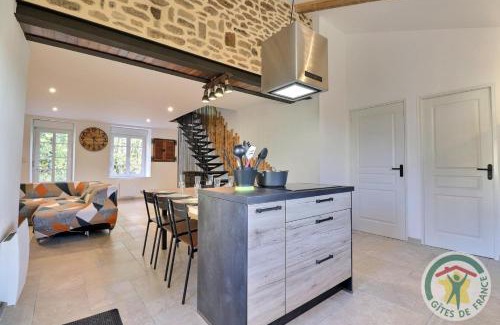 Saint-Brice-en-Cogles Casa | Youwen