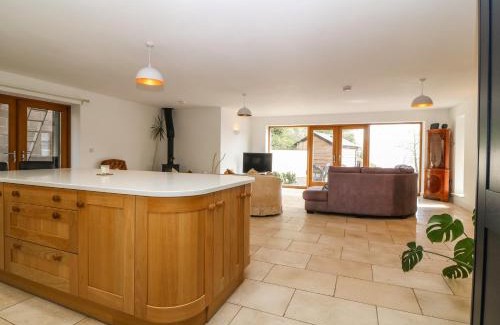 Penmon Casa | Yr Hen Dairy