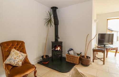 Penmon Casa | Yr Hen Dairy