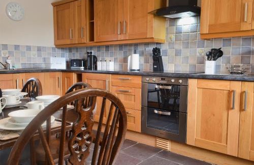 Holyhead Casa | Yr Hen Feudy