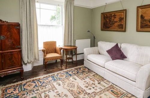 Myddfai Casa | YSGUBOR FAWR, pet friendly, character holiday cottage in Llandovery