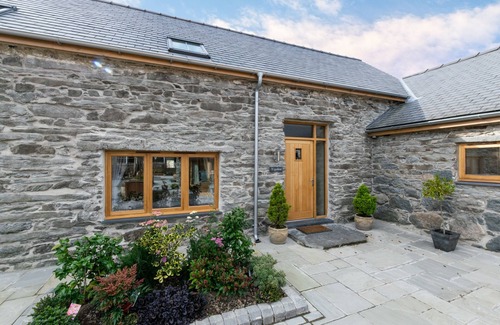 Llanycil Casa | Ysgubor Llew Coch - Tres Habitaciones Casa, Capacidad 6