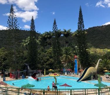 Palestina Hotel | Ytacaranha Hotel de Serra