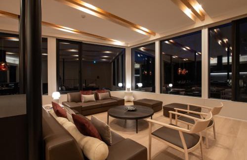 Hirafu Chalet De Esquí | Yuki Sugi at Intuition