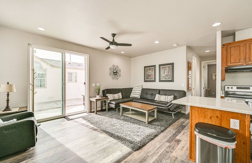 Yuma Casa | Yuma Home w/ Fire Pit & Outdoor Community Pool!