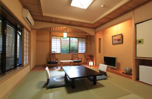 Hakone Hot Springs Hotel | Yusakaso