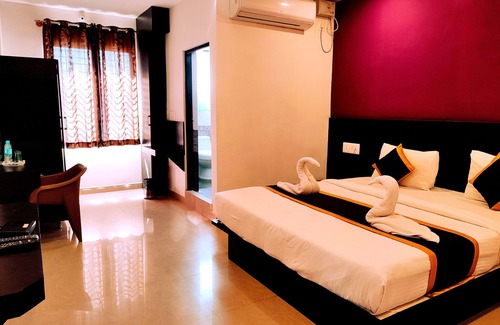 Mysore Cabina | Yuvraj Galaxy Inn