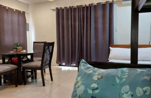 Malolos City Apartamento | YYY's Townhouse