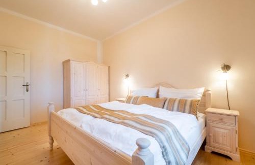 Svatoslav Casa | Zámeček Waldsteinovo Zátiší