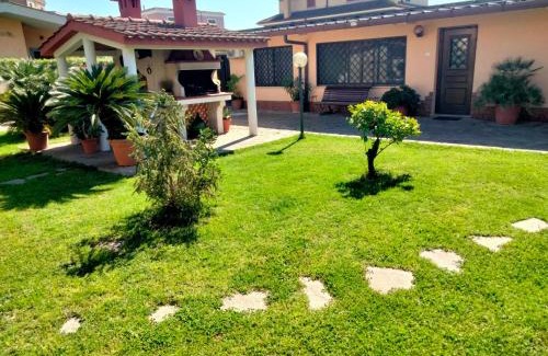 Ostia Antica Apartamento | ZÍ MARIO Suite degli Ospiti - Roma Ostia Antica