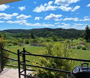 Egerszalok Apartamento | Zöld Terasz Vendégház