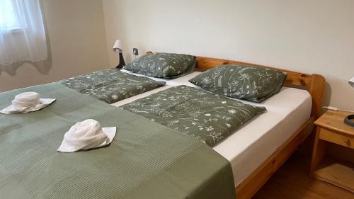 Csernely Casa | Zöld Vendégház