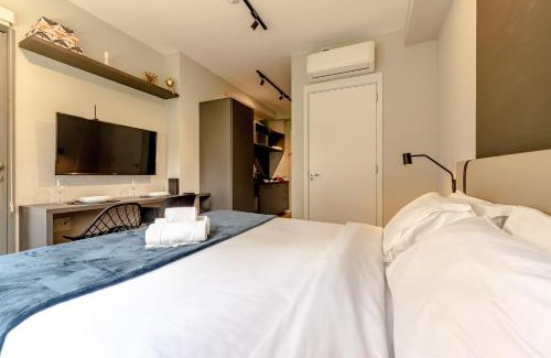 Pinheiros Apartamento | Z 110 · Studio no Coração de Pinheiros 150 Metro do Metro