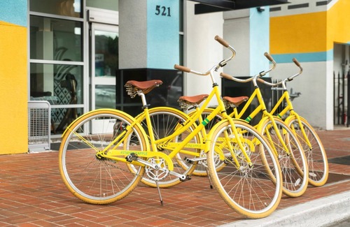 East Village Hotel | Z King, Hotel Z, Bright Decor, Free Bike Usage, Heart of Gaslamp Quarter