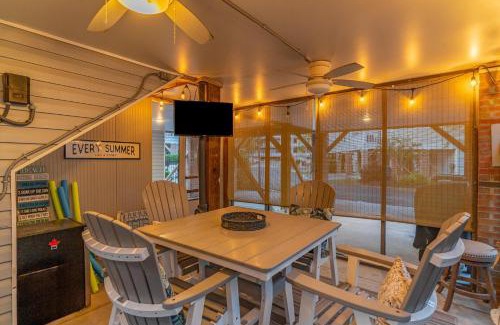 Surfside Beach Casa | Z's at the Sea