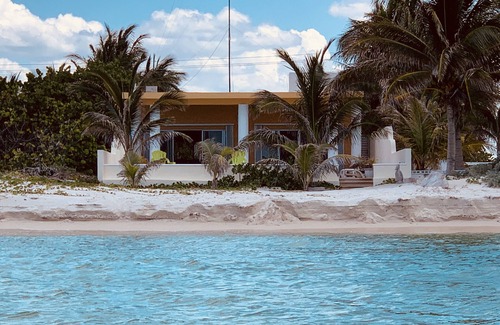 San Benito Casa | Z'Uno, la casa de playa perfecta en el Golfo con piscina en Playa San Benito