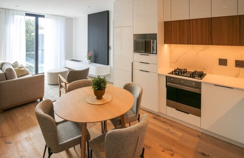 Stellenbosch Central Apartamento | Charming Apartment in Cape Winelands District