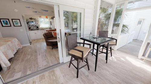 Tybee Island Casa | Zabana Cottage by Tybee Vacation Rentals