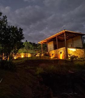 Ouro Preto Cabina | Zaca Domos