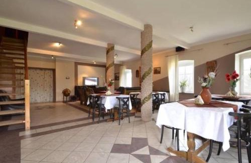 Mieroszow Casa | Zagroda Agroturystyczna Wiecha