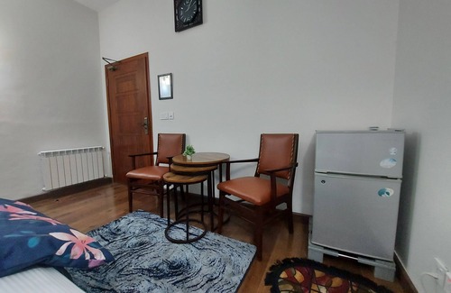 Lahore Apartamento | Zaha Homes: The Razi Studio-(Single room, 2beds)