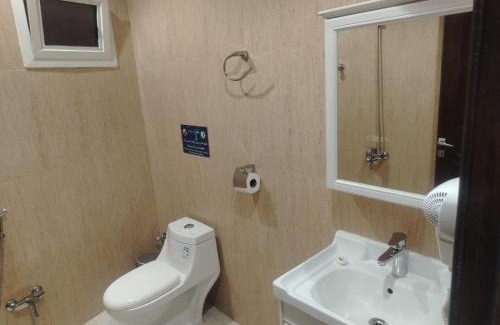 Al Kharj Apartamento | Zahra Suites Furnished Apartments
