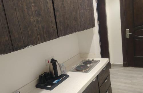 Al Kharj Apartamento | Zahra Suites Furnished Apartments