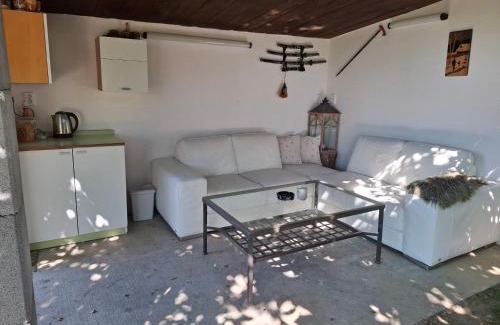 Hloubetin Casa | Zahradní chata v Hloubětíně