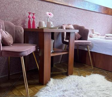 Kroczyce Casa | Zajazd nad Zalewem Dzibice -Pensjonat, Agroturystyka