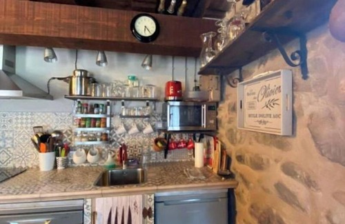 Zaldierna Casa | Zaldierna al sol, aldea del siglo XVII. Ezcaray