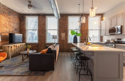 Over-the-Rhine Apartamento | ZANGO: Explore OTR/Downtown from a Renovated Condo