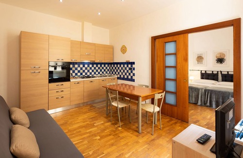 San Lorenzo Apartamento | Zannoni 4 - Una Habitación Piso, Capacidad 2
