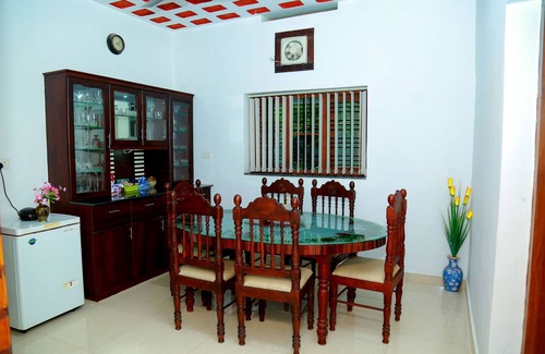 Kulanada Casa | Zarahs Homestay es una casa de campo en Ranny Kerala. estado