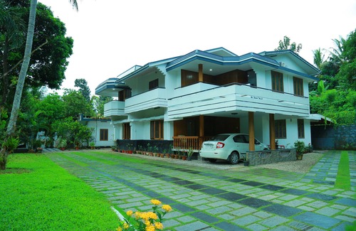 Kulanada Casa | Zarahs Homestay es una casa de campo en Ranny Kerala. estado