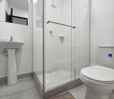 Pueblo Tapao Casa | Zavara Hostal - Pueblo Tapao, 321-609-4407