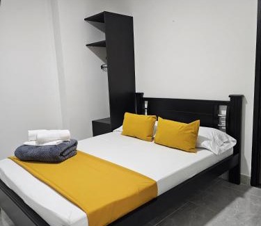 Pueblo Tapao Casa | Zavara Hostal - Pueblo Tapao, 321-609-4407