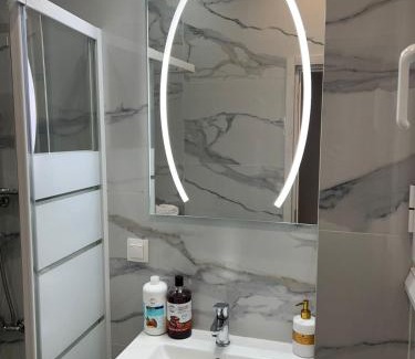 Pasalimani Apartamento | Zea Sea View Apartment