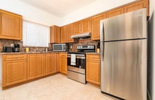 Central Corals Apartamento | Zebra House Oasis, Ultimate Ft. Lauderdale Studio