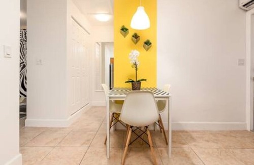 Central Corals Apartamento | Zebra House Oasis, Ultimate Ft. Lauderdale Studio