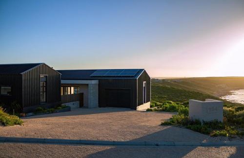 Gansbaai Casa | Zebra Views - Romansbaai Luxury Retreat