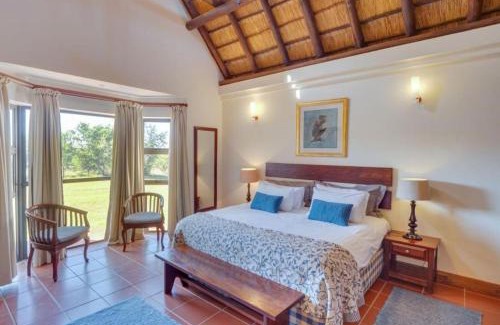 Leeupoort Villa | Zebula 1 Pela Lodge, 4-bedroom house