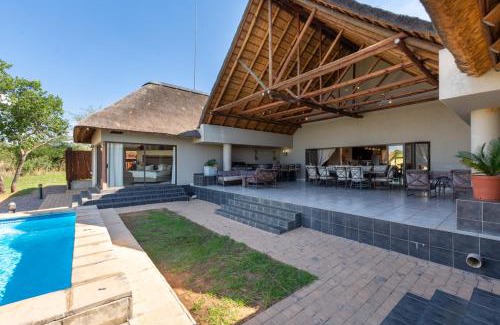 Leeupoort Casa | Zebula - HT1 - 5 Bedroom Holiday Home