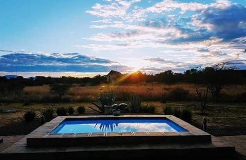 Leeupoort Casa | Zebula - HT1 - 5 Bedroom Holiday Home